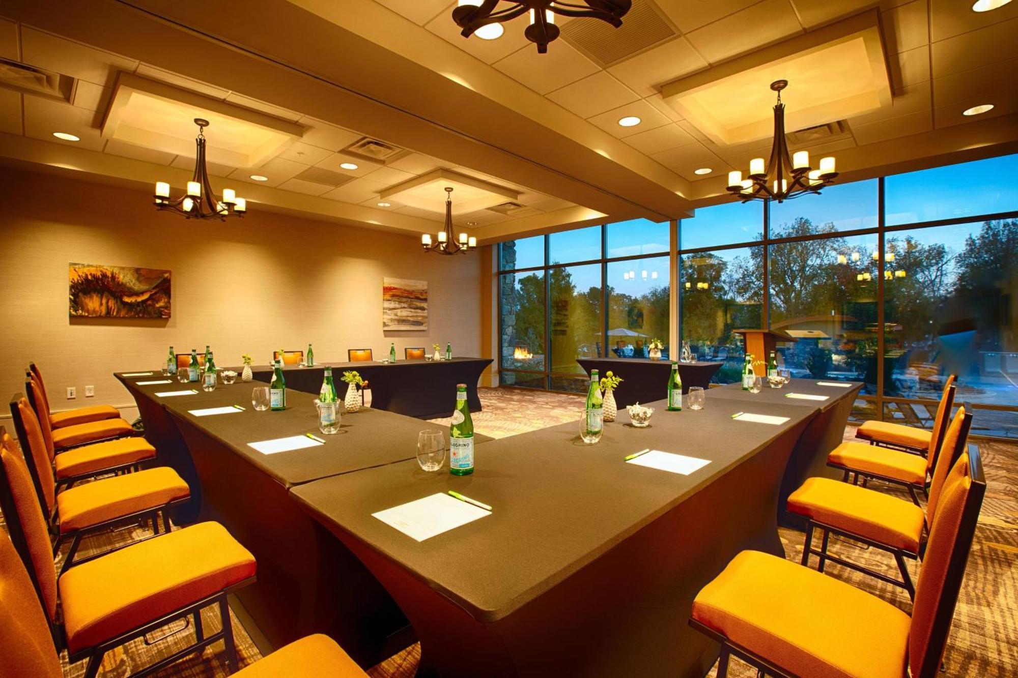 Courtyard By Marriott Pigeon Forge Hotel Buitenkant foto