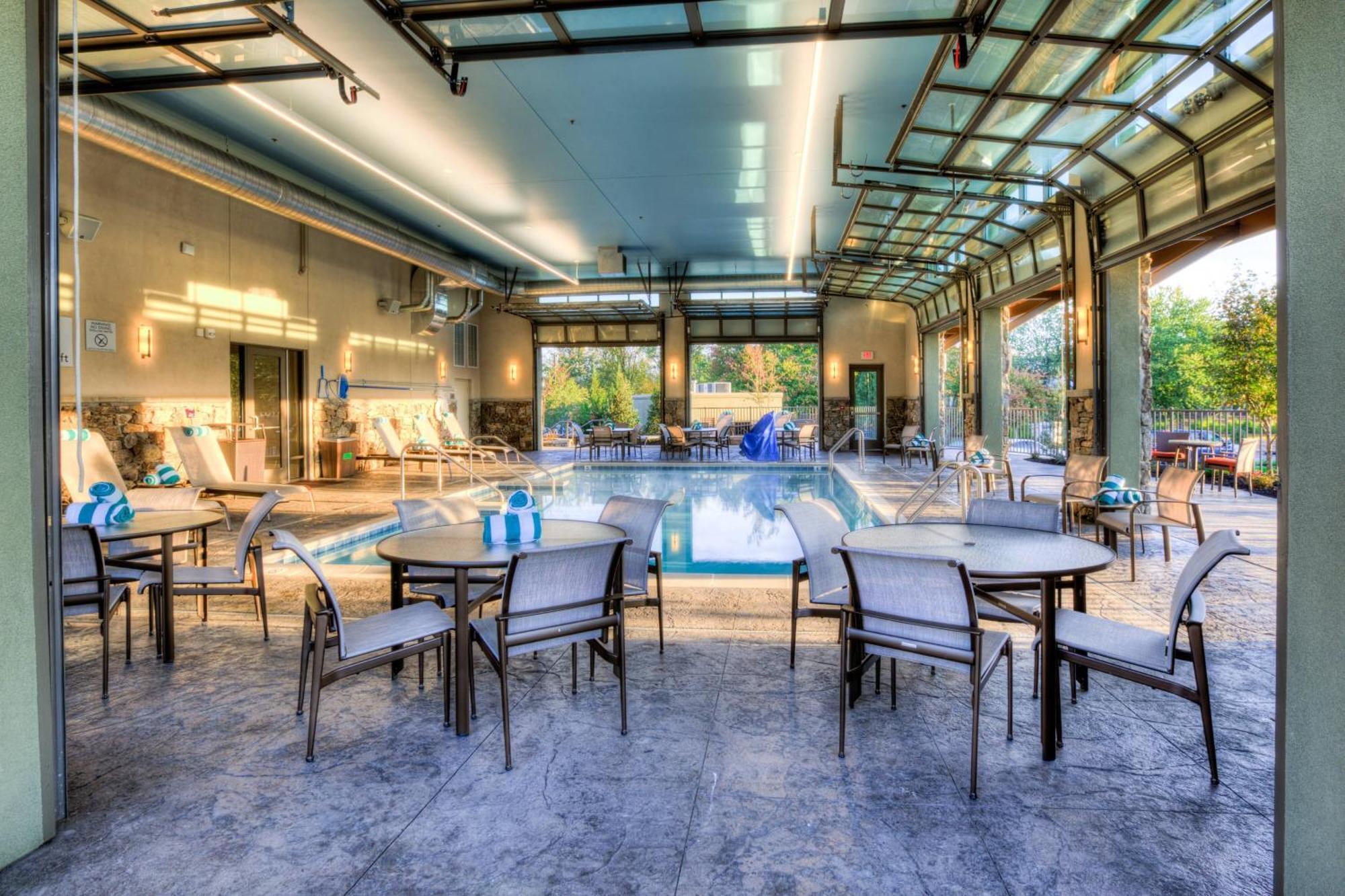 Courtyard By Marriott Pigeon Forge Hotel Buitenkant foto