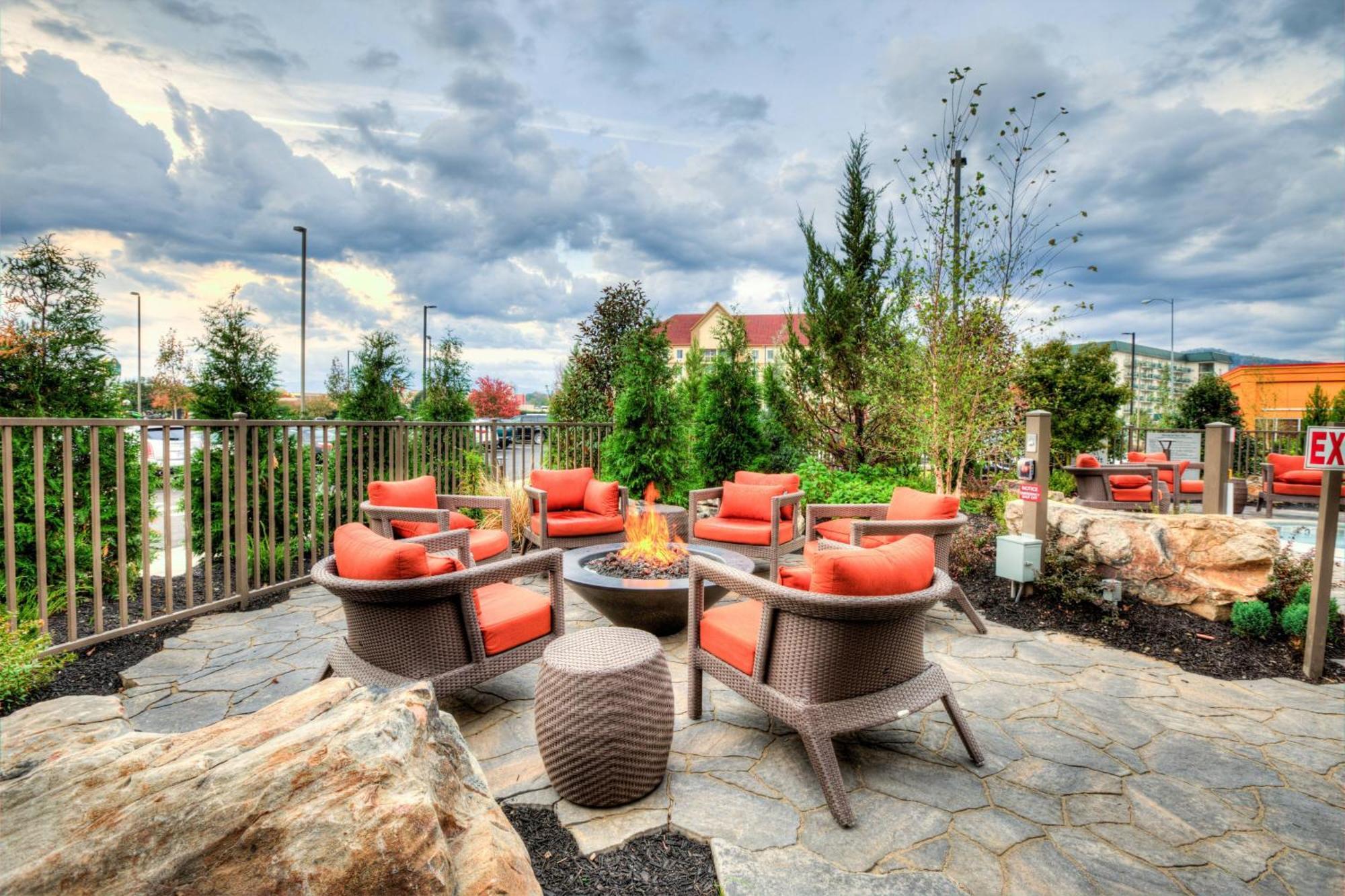 Courtyard By Marriott Pigeon Forge Hotel Buitenkant foto